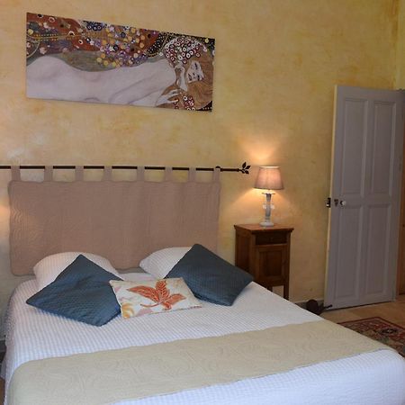 ลา บาสติด เด ซามูริเยร์ Hotel Caumont-sur-Durance ภายนอก รูปภาพ