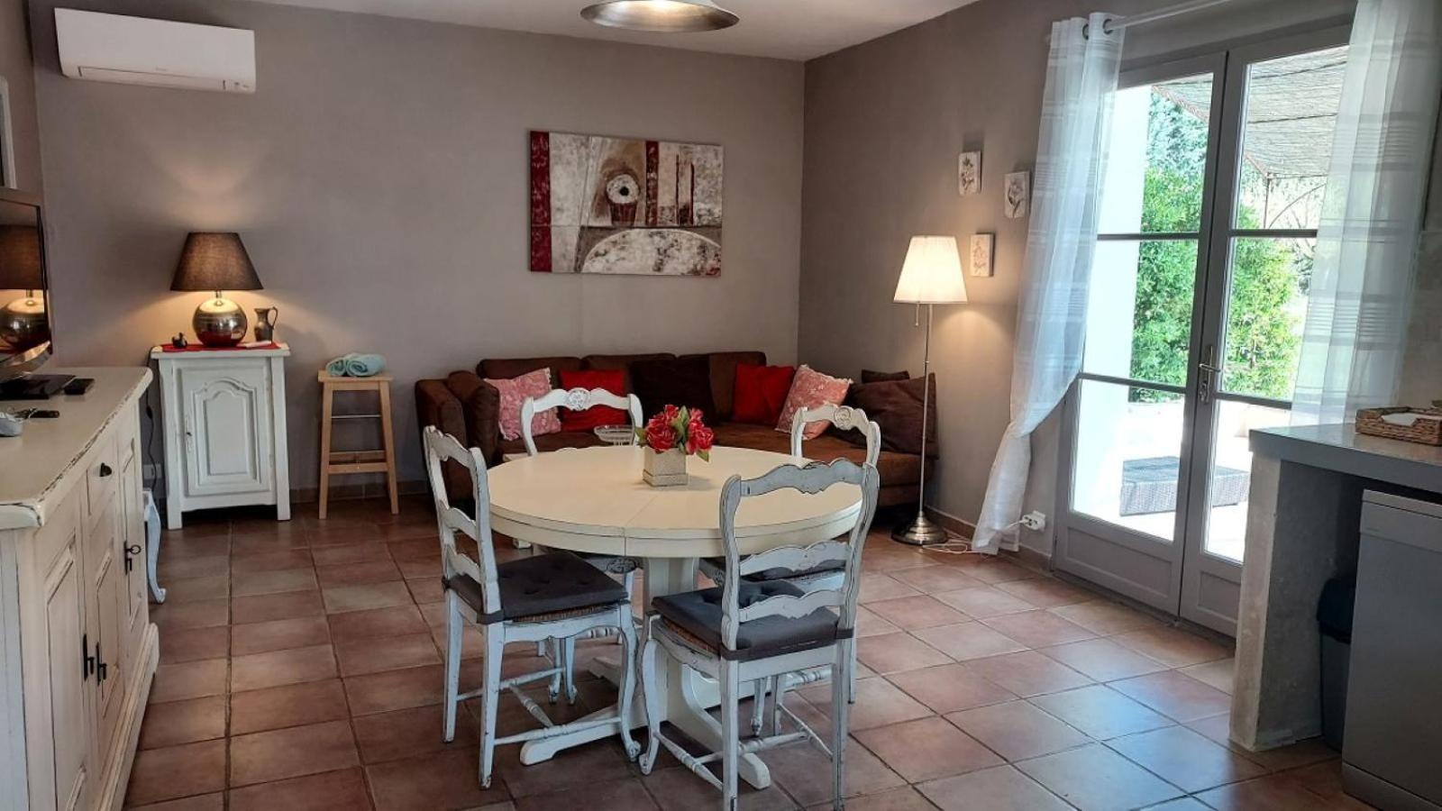 ลา บาสติด เด ซามูริเยร์ Hotel Caumont-sur-Durance ภายนอก รูปภาพ
